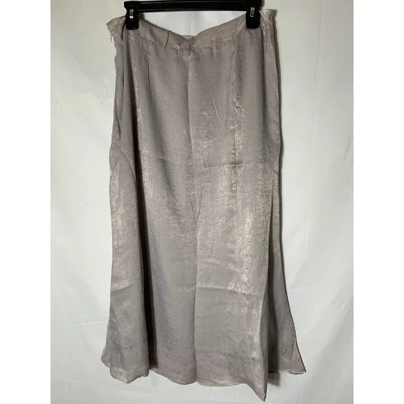 NWT Trendy satin A-Line Midi Skirt Size‎ Medium Champagne Color Lined - Picture 4 of 5
